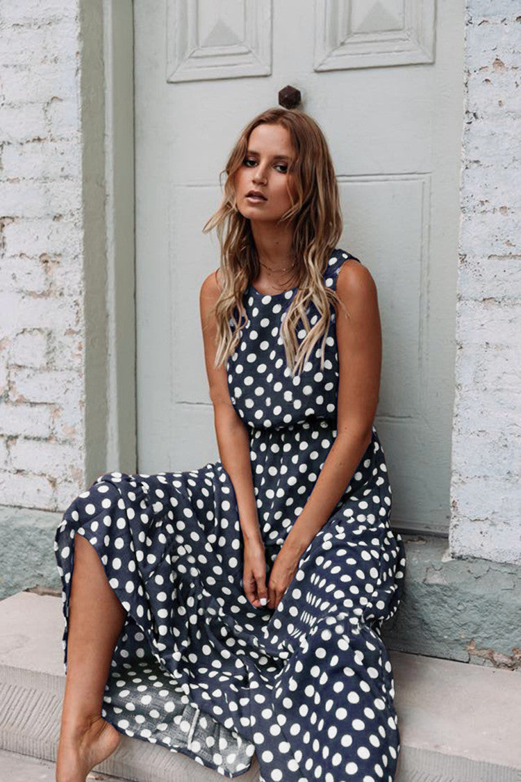 Polka Dot Round Neck Sleeveless Medium Dresses