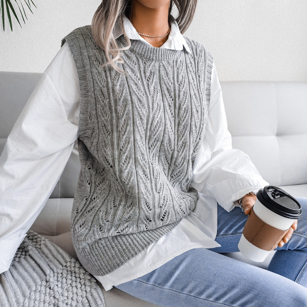 Women's Round Neck Hollow Leaves Casual Knitted Sweaters