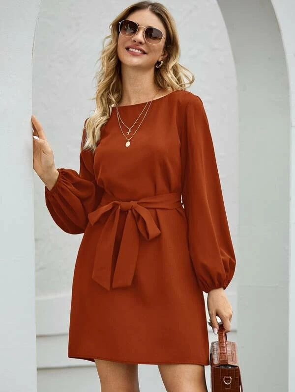 Mid-length Long Solid Color Temperament Commute Slimming Dresses