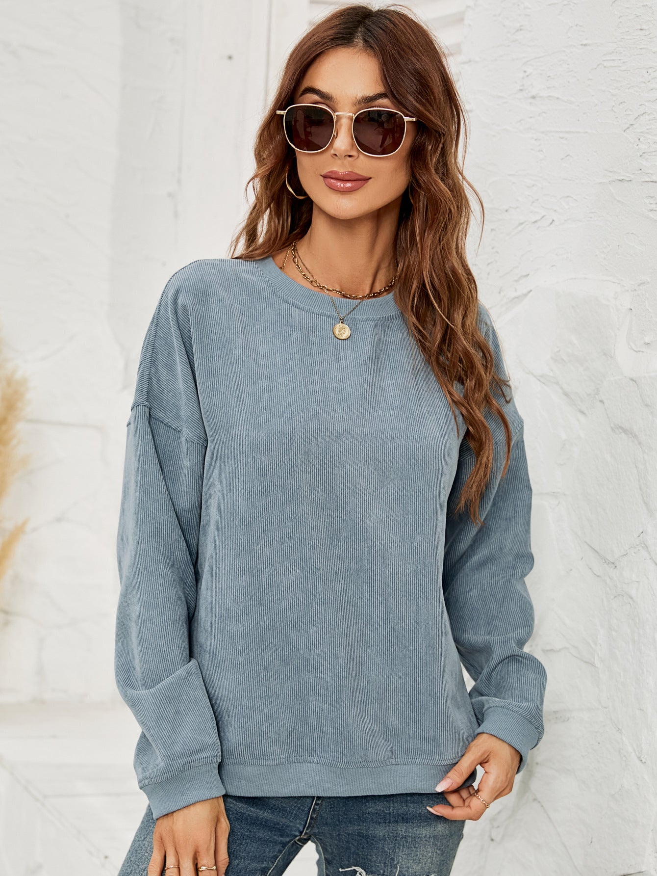 Women's Corduroy Casual Round Neck Pullover Long-sleeved Sweaters