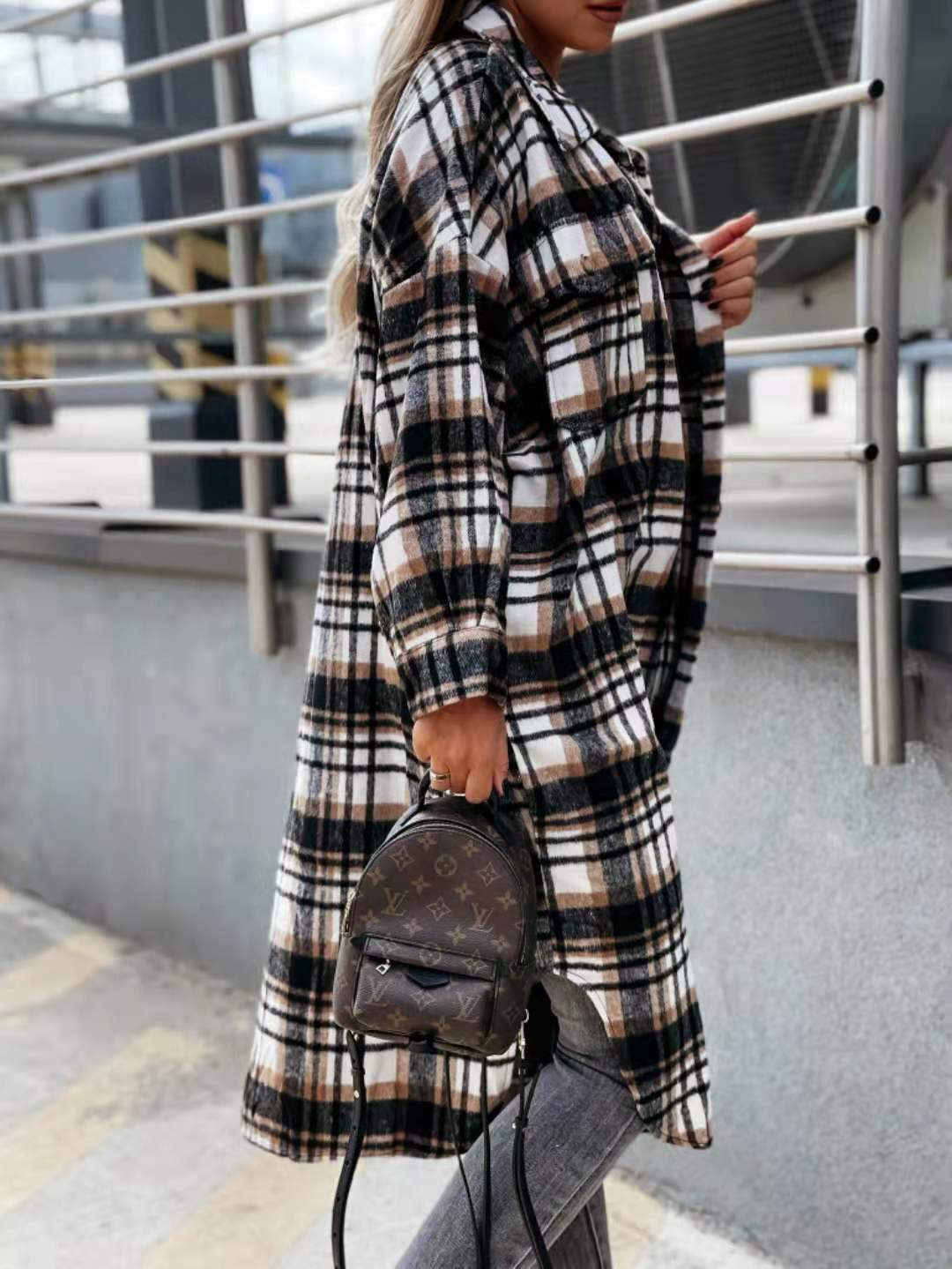 Attractive Unique Stylish Women's Lengthened Plaid Blouses