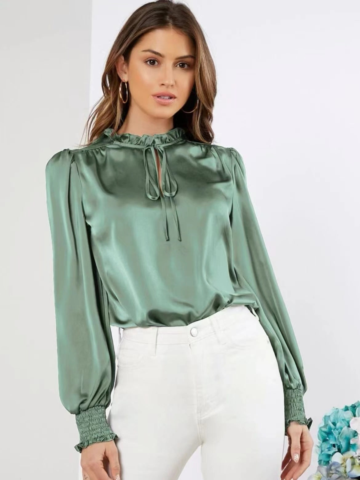 Women's Solid Color Round Neck Long Sleeve Blouses