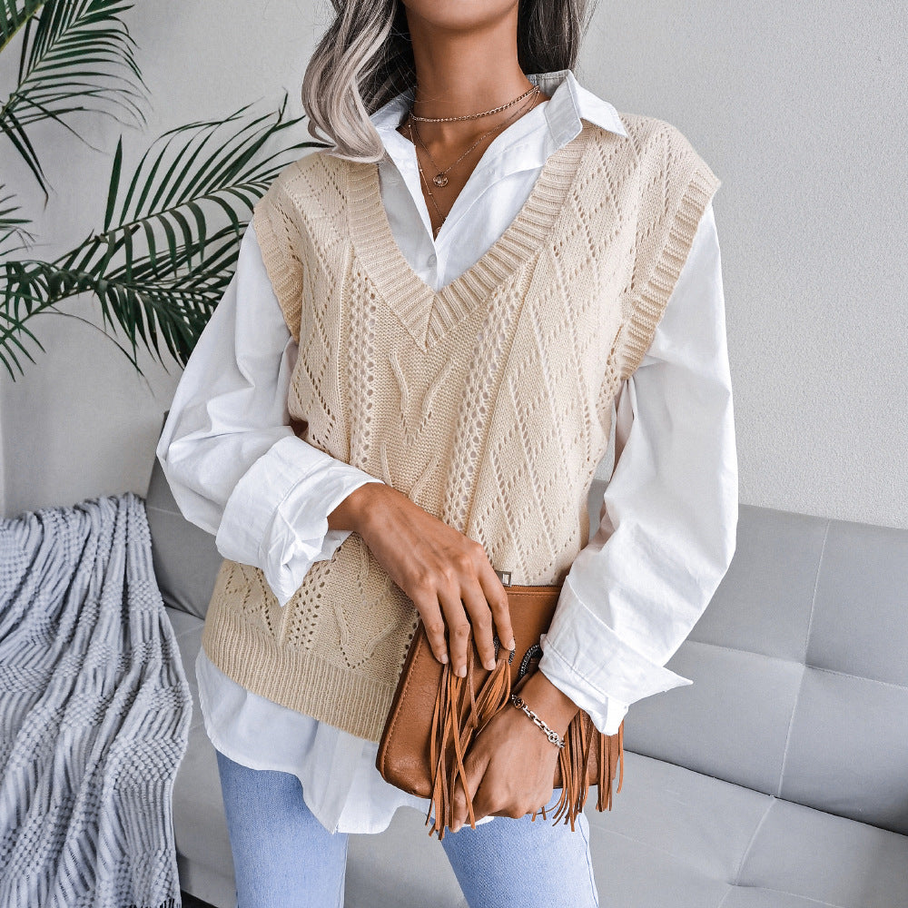 Elegant Women's Hollow Twist V-neck Knitted Sweaters