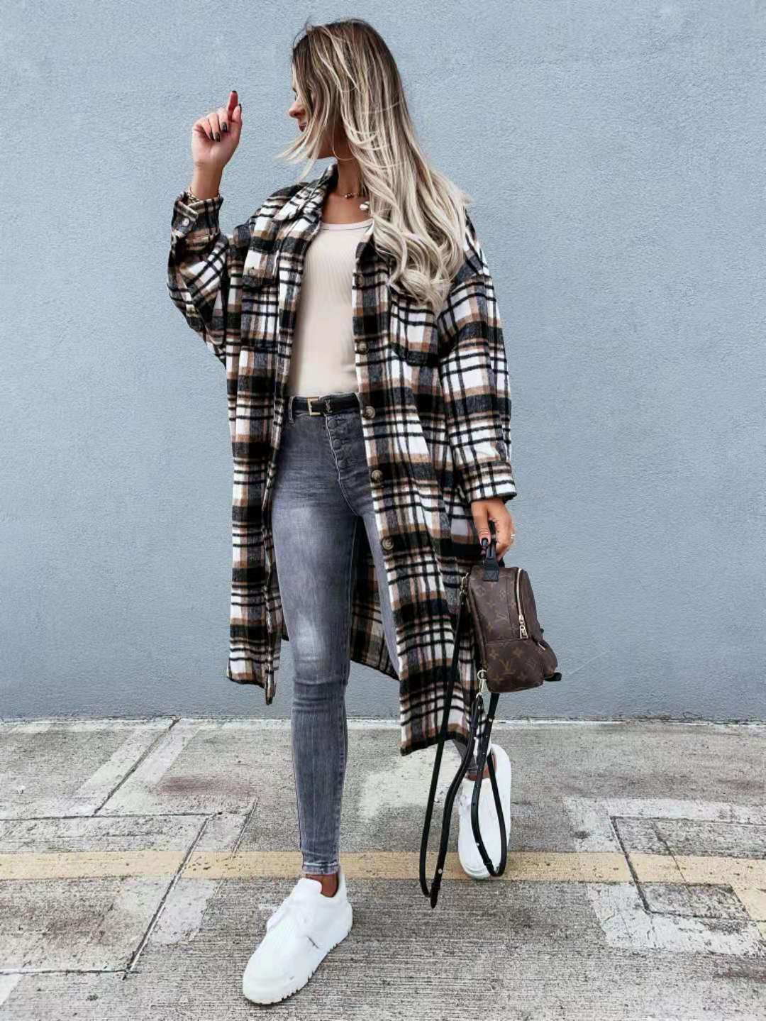 Attractive Unique Stylish Women's Lengthened Plaid Blouses