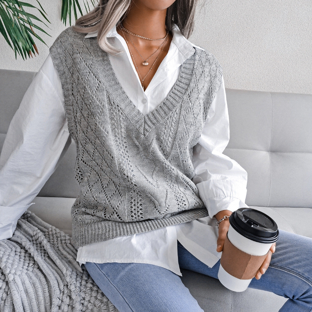 Elegant Women's Hollow Twist V-neck Knitted Sweaters