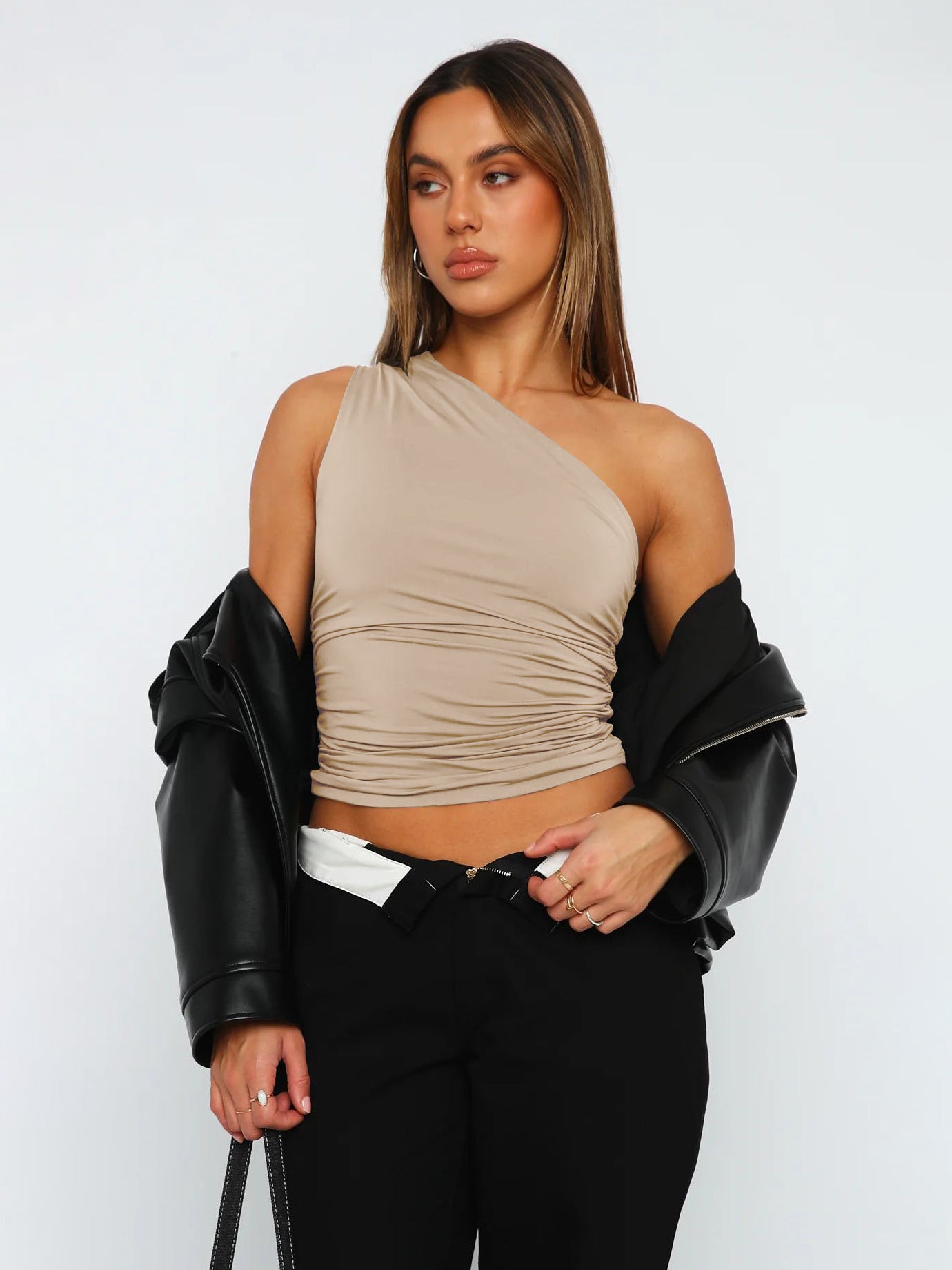 Women's Hot Shoulder Sleeveless Sexy T-shirt Design Blouses