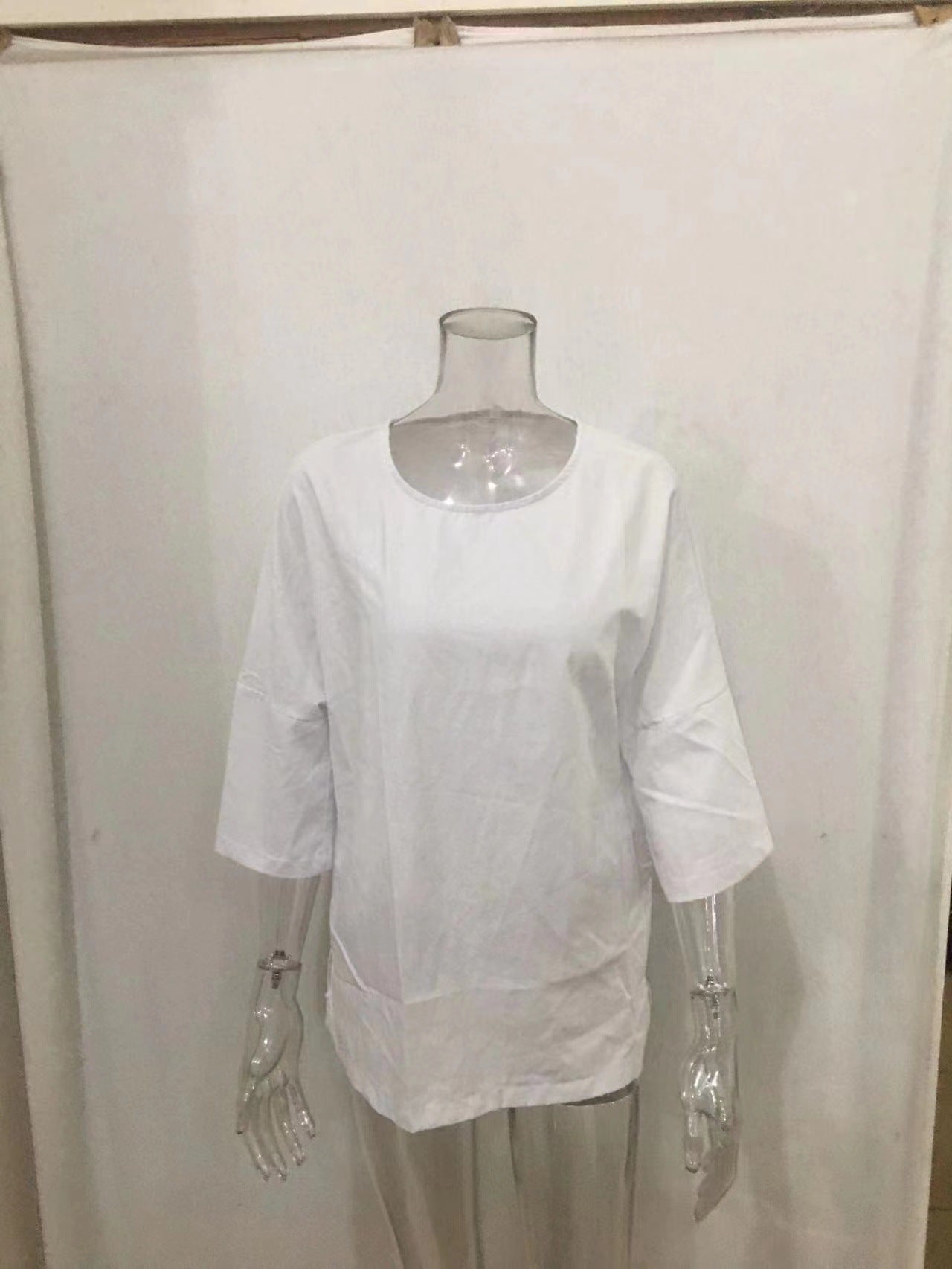 Women Three-quarter Sleeve Round Temperament Commute Neck Cotton Linen Shirt Top